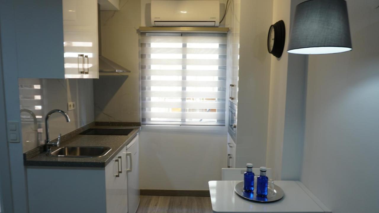 Apartamento La Bella Malagueta Málaga Exterior foto
